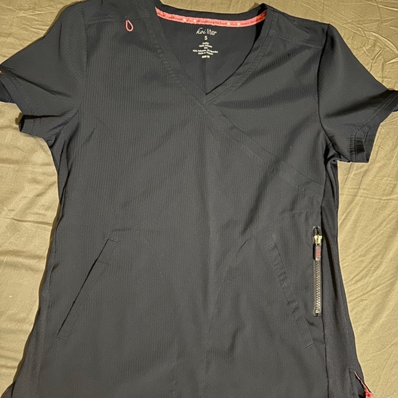 KOI Navy Scrub Set - NEW - Picture 2 of 5